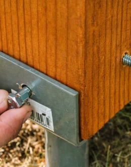Fixation du support métallique pieux vissés